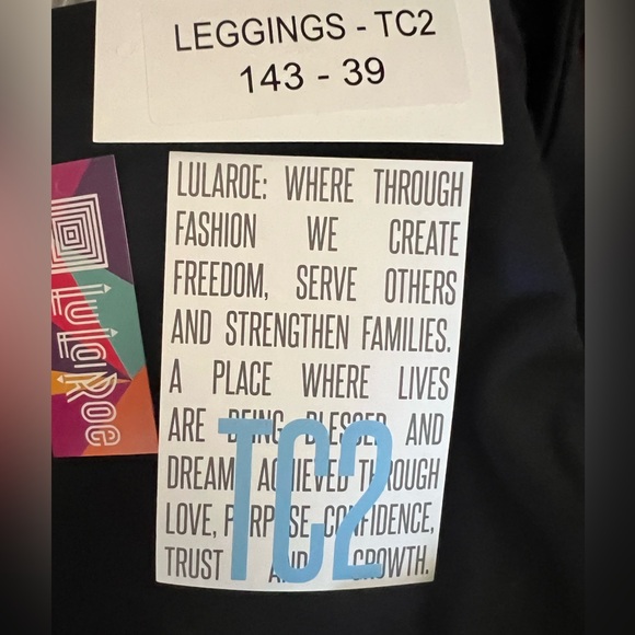 NWT - LuLaRoe Solid Black Leggings TC2 - Picture 6 of 10